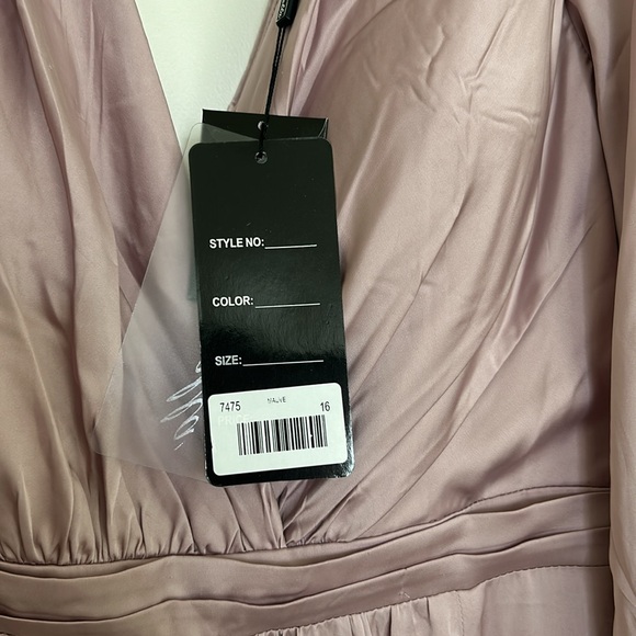 Cinderella Divine mauve color Formal dress - Picture 10 of 11